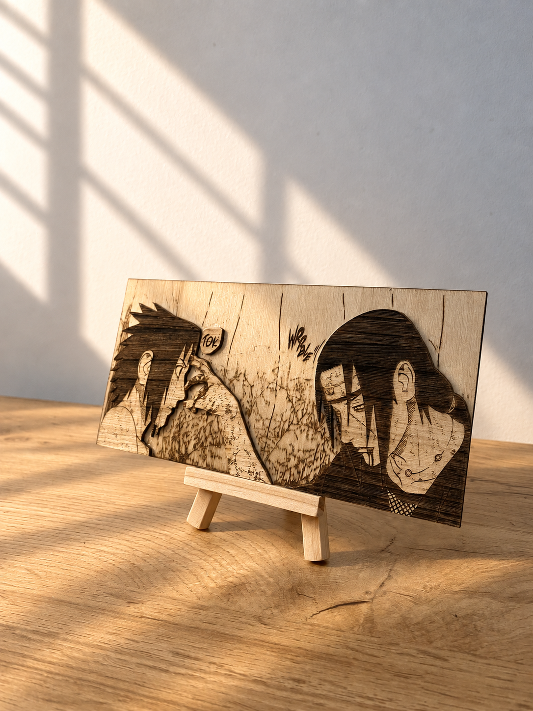 Gravure sur bois en relief : Naruto – Itachi et Sasuke